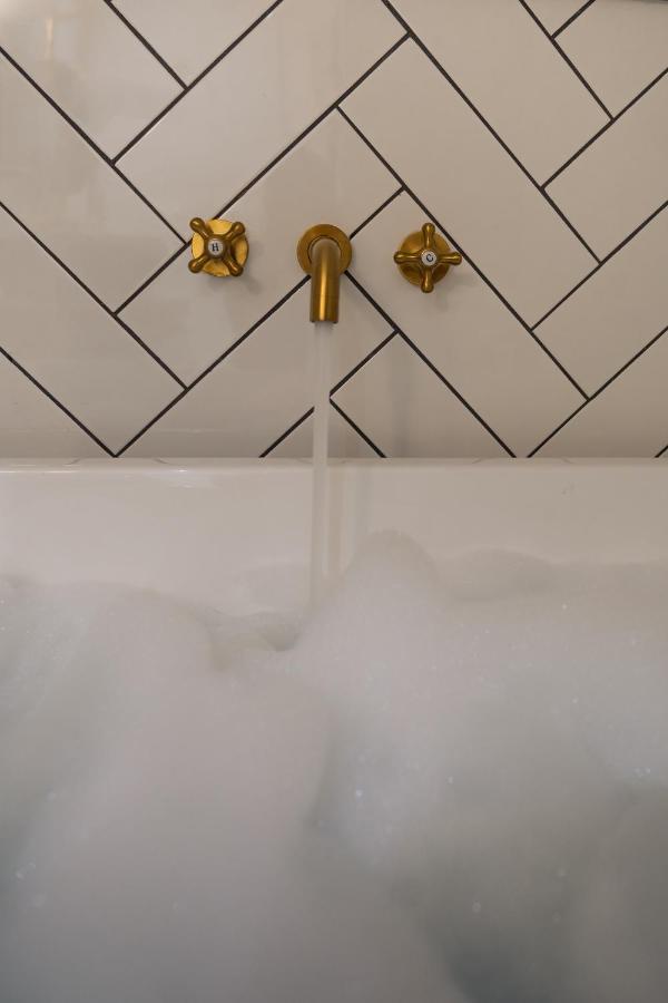 דירות גלאזגו Loft On The Crescent - 5 Star Scottish Luxury - Prime West End Location מראה חיצוני תמונה